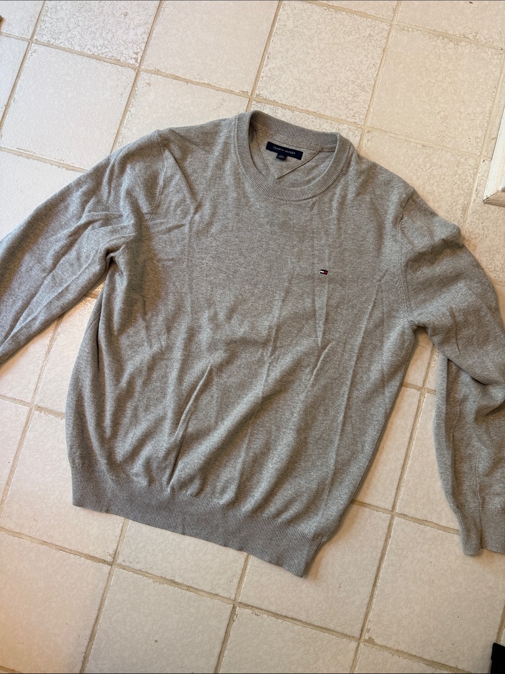Tommy Hilfiger Men's Crewneck Sweater in Heather Gray